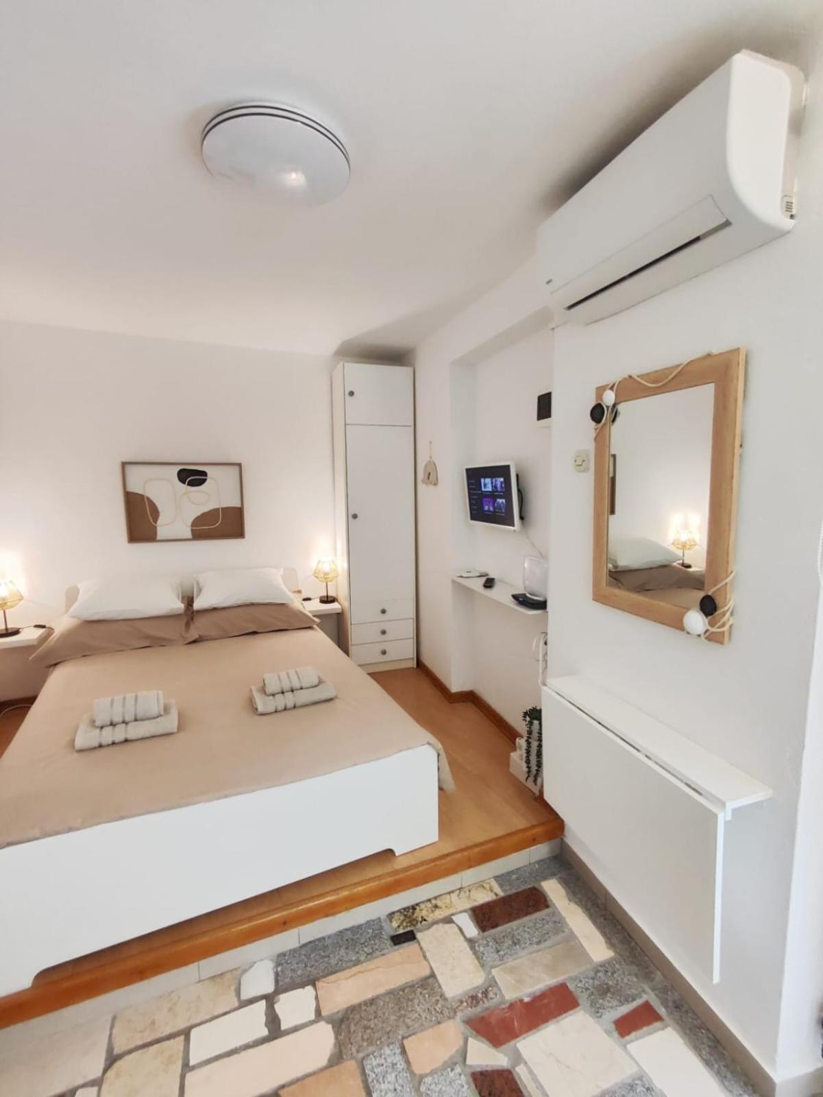 Assi Room Split Exteriér fotografie